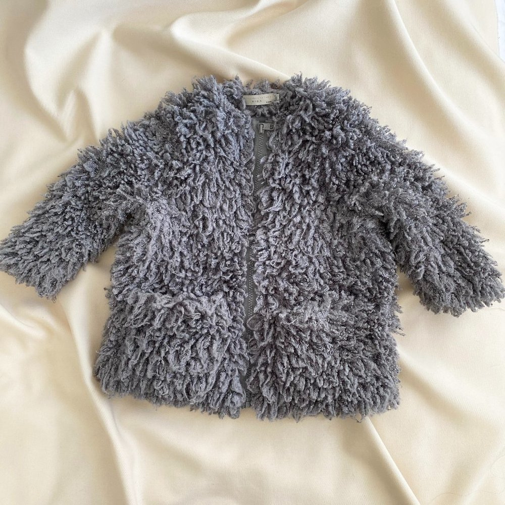 Stella McCartney Kids Faux Fur Coat in Grey/Silver, size 4y.